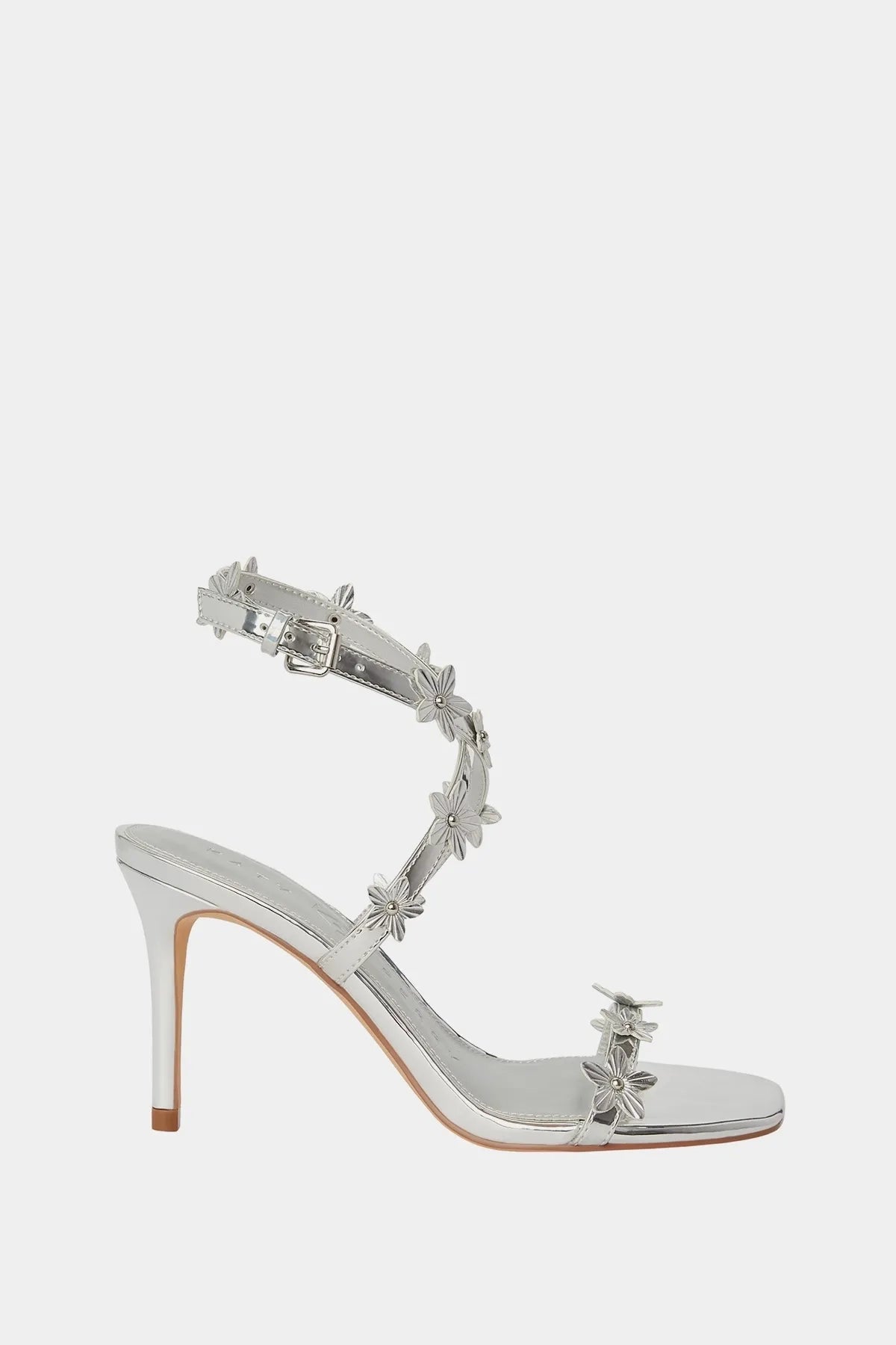 The Analia Kadın Metalik Gümüş Çiçekli Sandalet