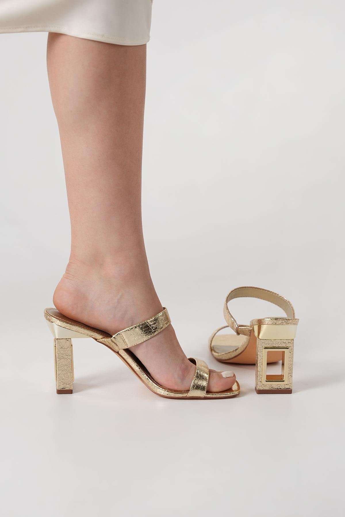 The Hollow Heel Kadın Altın Oyuk Topuklu Sandalet