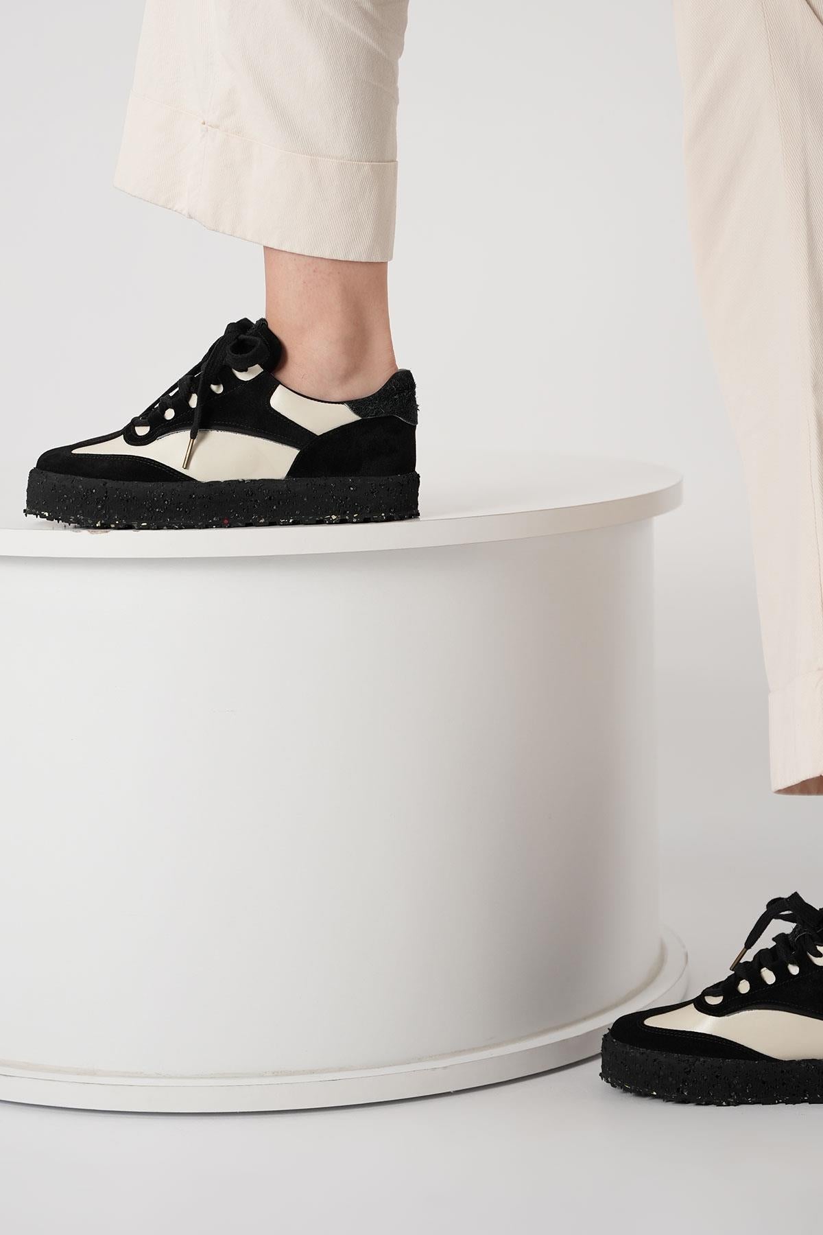 Rayn Kadın Siyah Beyaz Gerçek Deri Sneaker