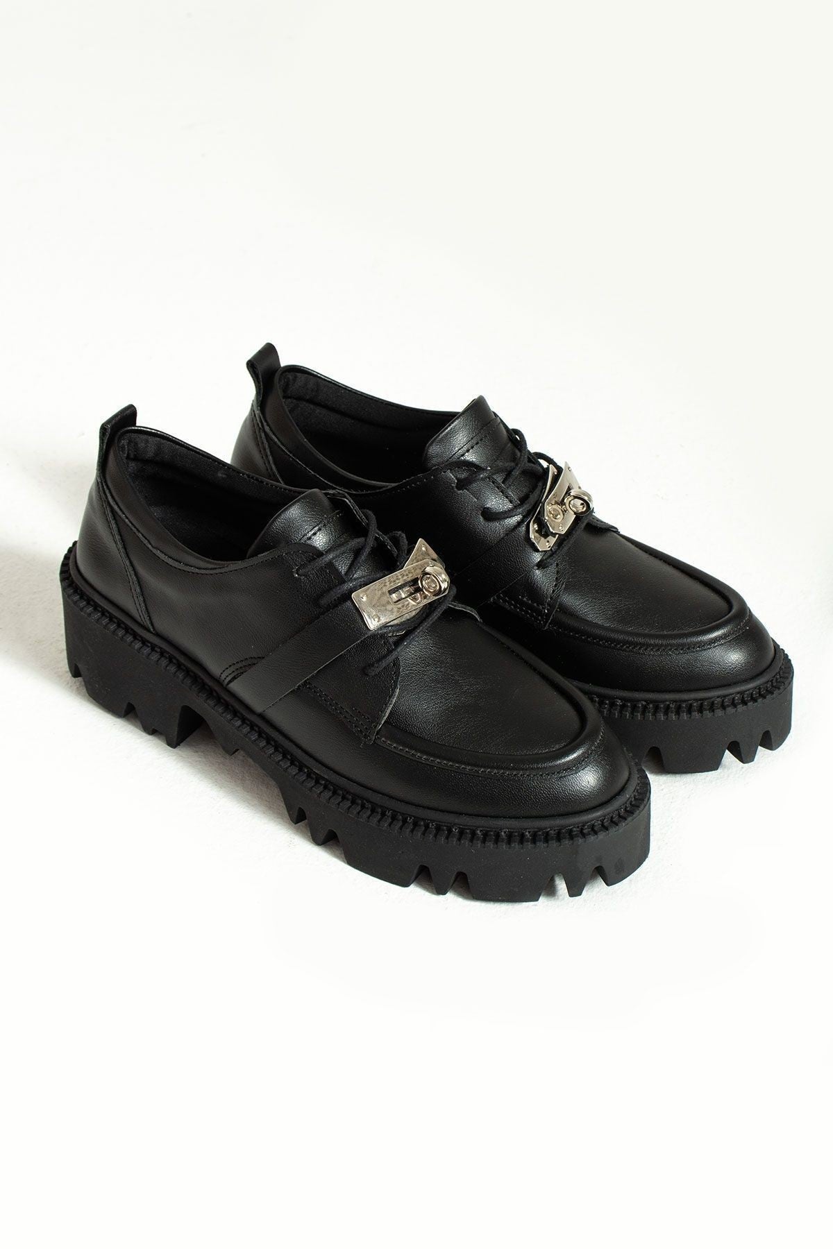 Tasha Damen Schwarzer Loafer