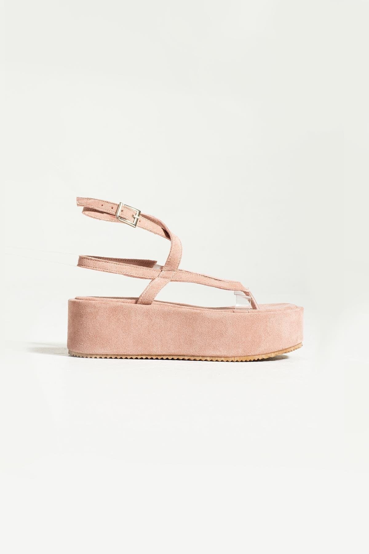 Reval Damen Puderfarbene Zehensteg-Sandalen aus Wildleder