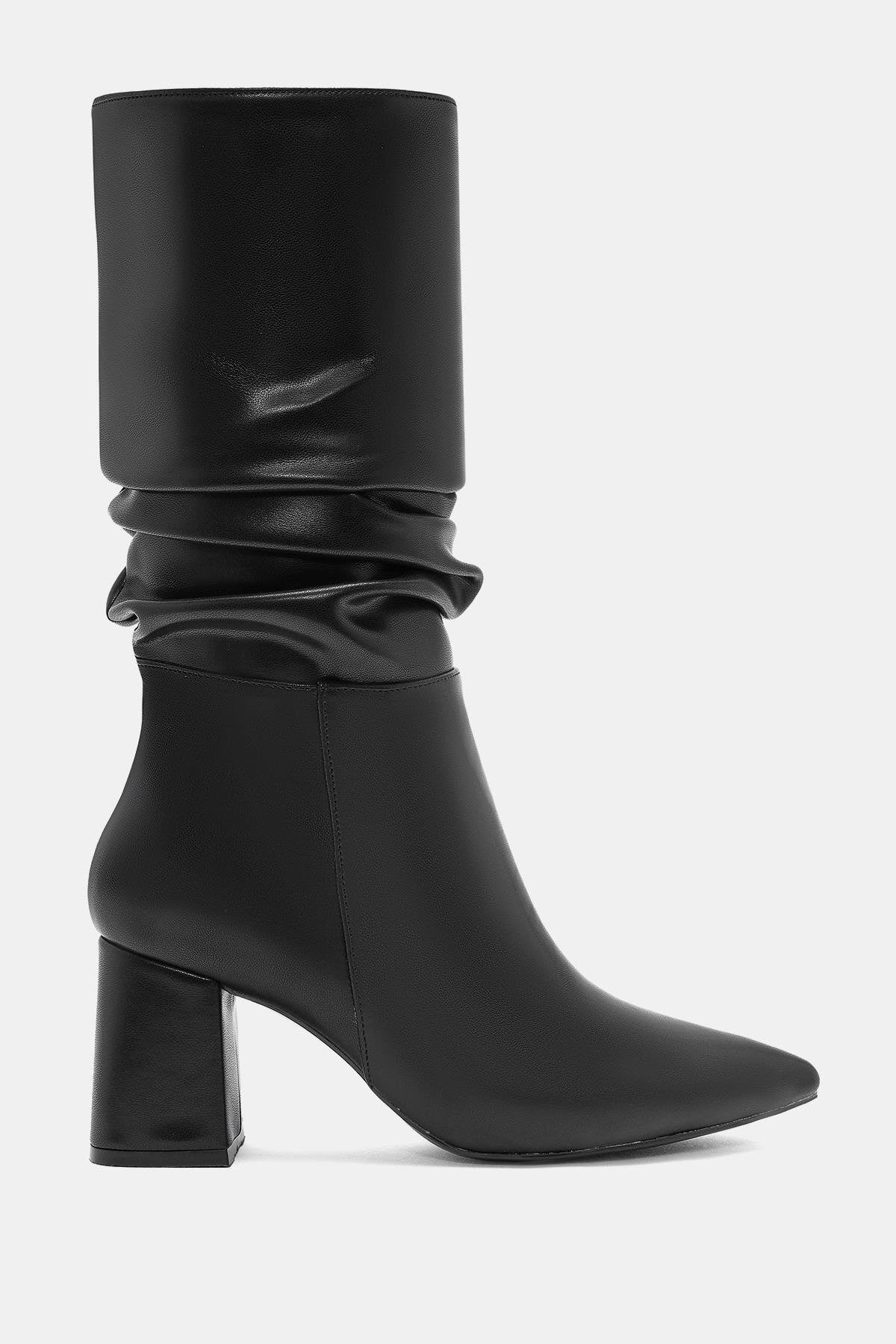 Luna Kadın Siyah Cilt Sivri Burun Kalın Topuklu Çizme