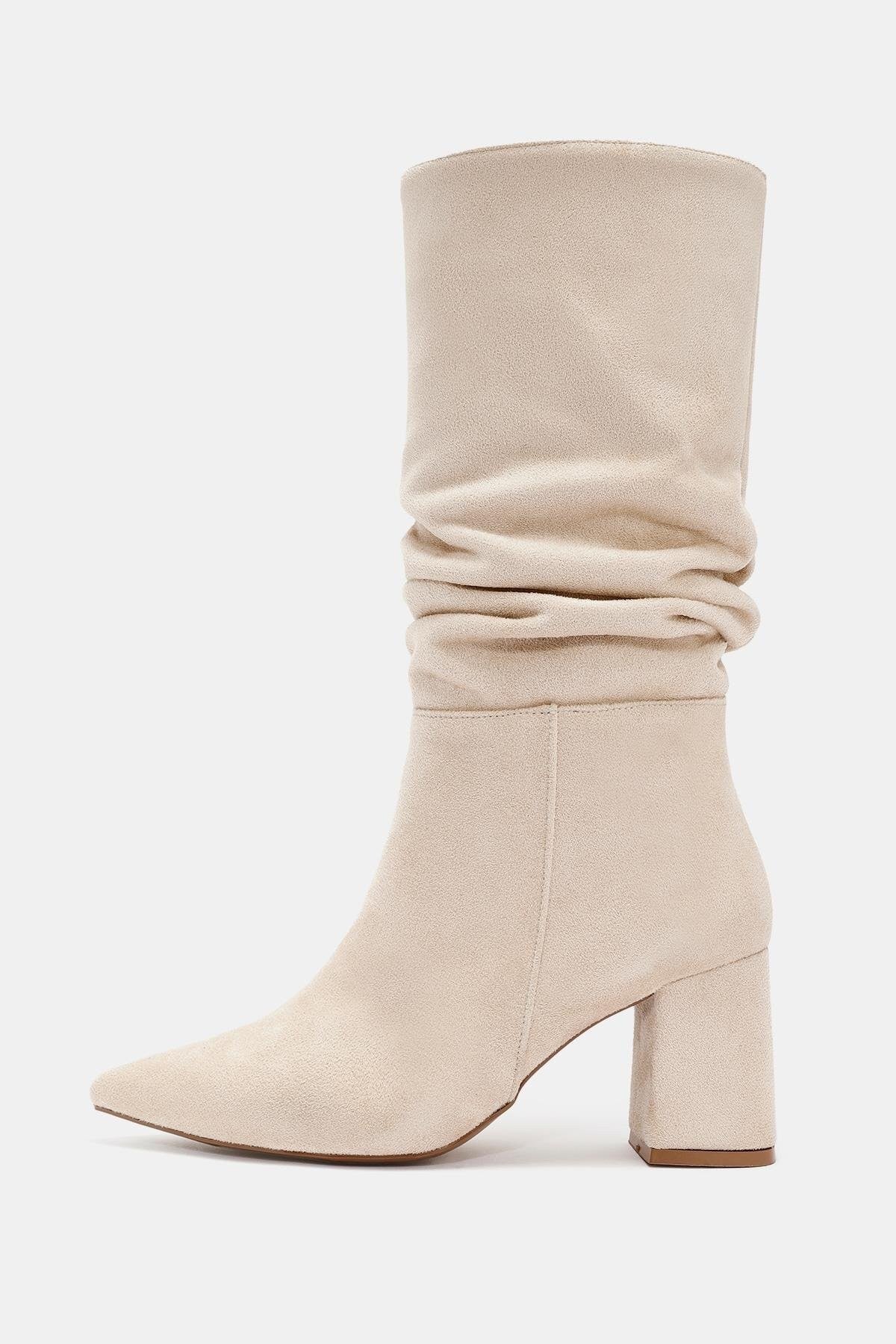 Luna Kadın Bej Sivri Burun Kalın Topuklu Çizme