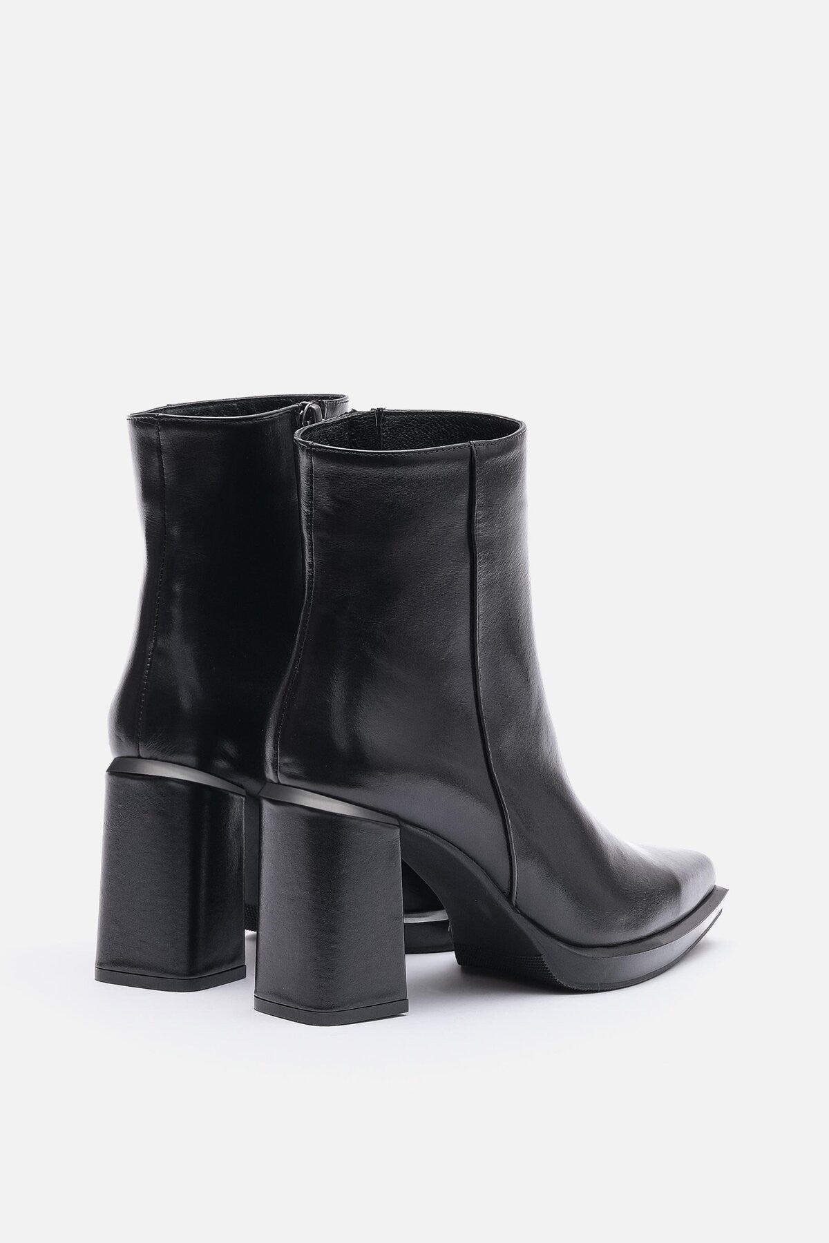 Ludo Kadın Siyah Gerçek Cilt Deri Topuklu Bot