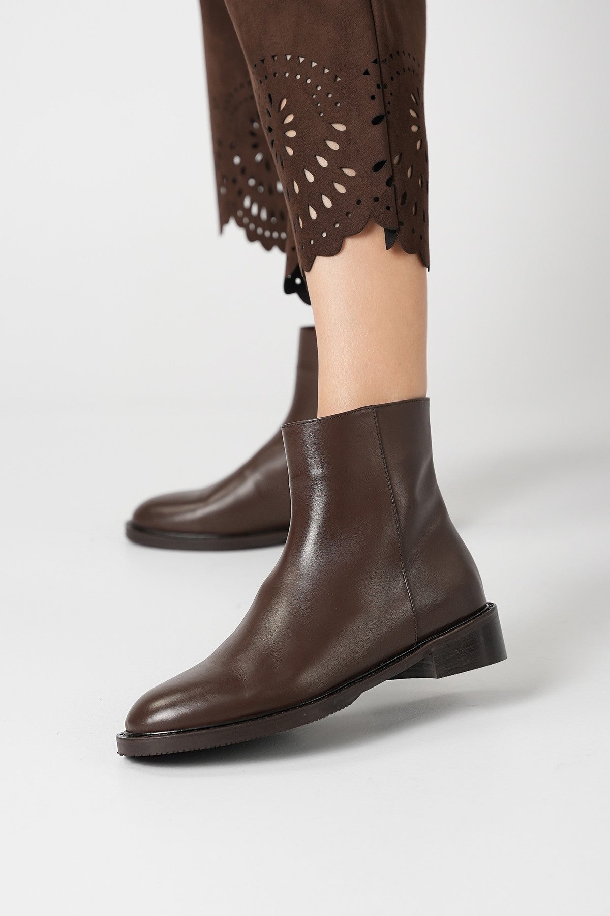 Manifest Kadın Acı Kahve %100 Gerçek Deri Bot